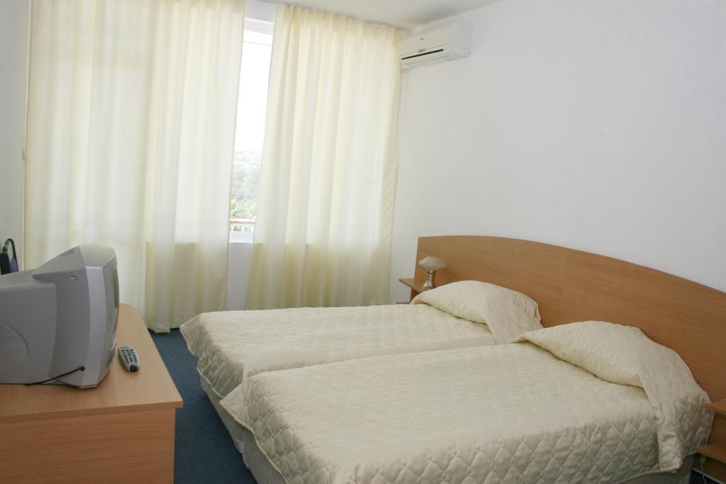 Geolog Hotel Άγιος Κωνσταντίνος και Ελένη Εξωτερικό φωτογραφία